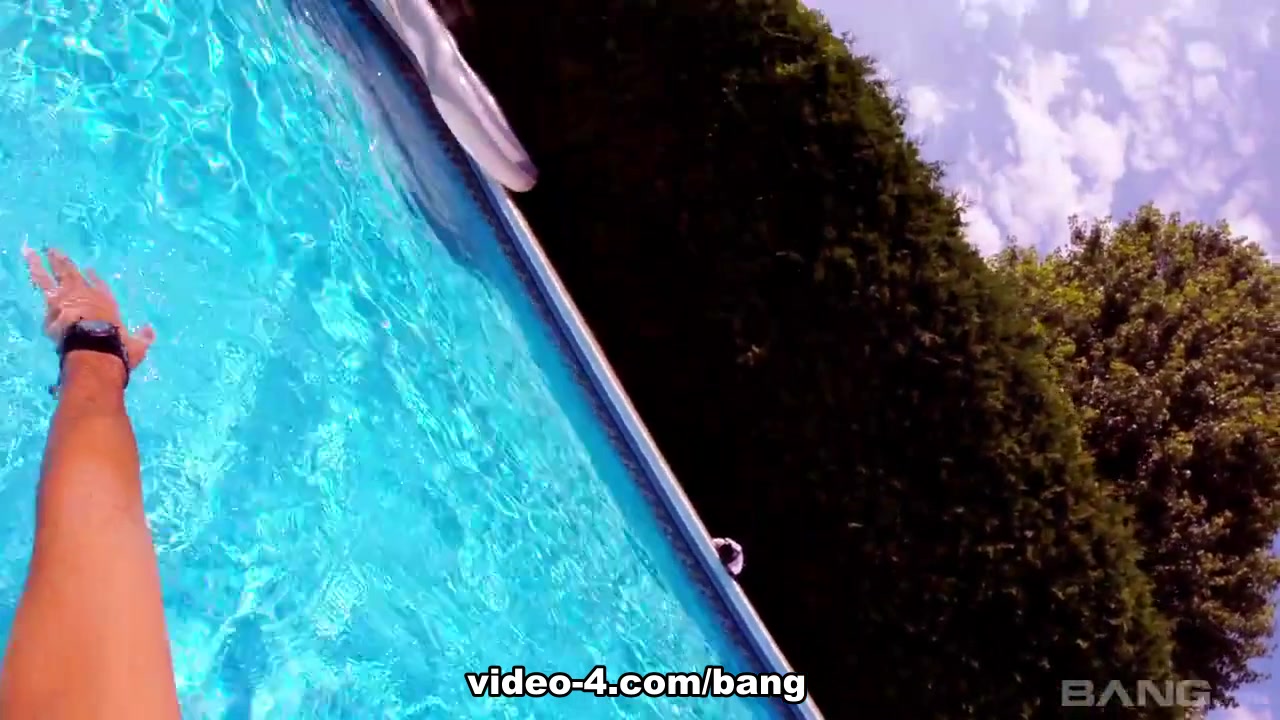 Amylee plays with her pussy while giving her man a blowie! - BANG!