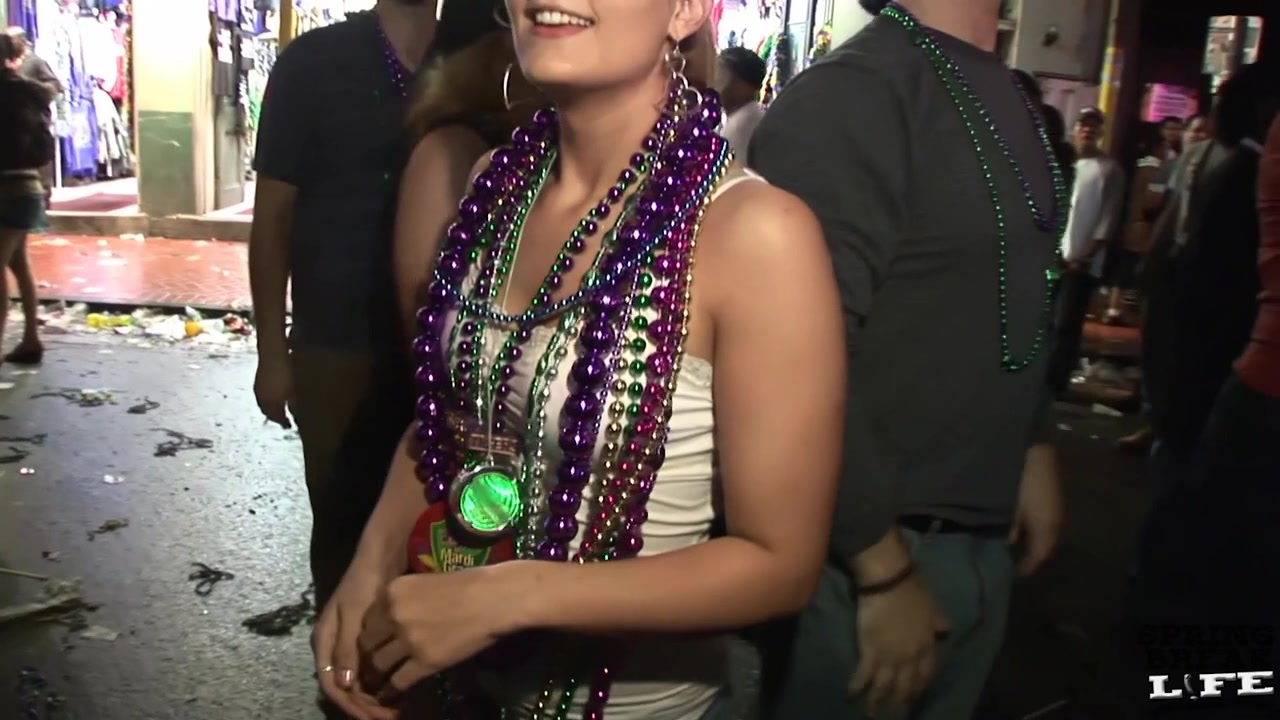 Mardi Gras Street Girls Flashing Tits And Pussy In Public New Orleans