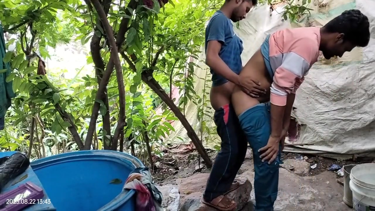 We Have A Treehouse Bathroom In The Middle Of The Trees And We Have Sex There Alone My Nearest Forest- Gay Movie In Hindi