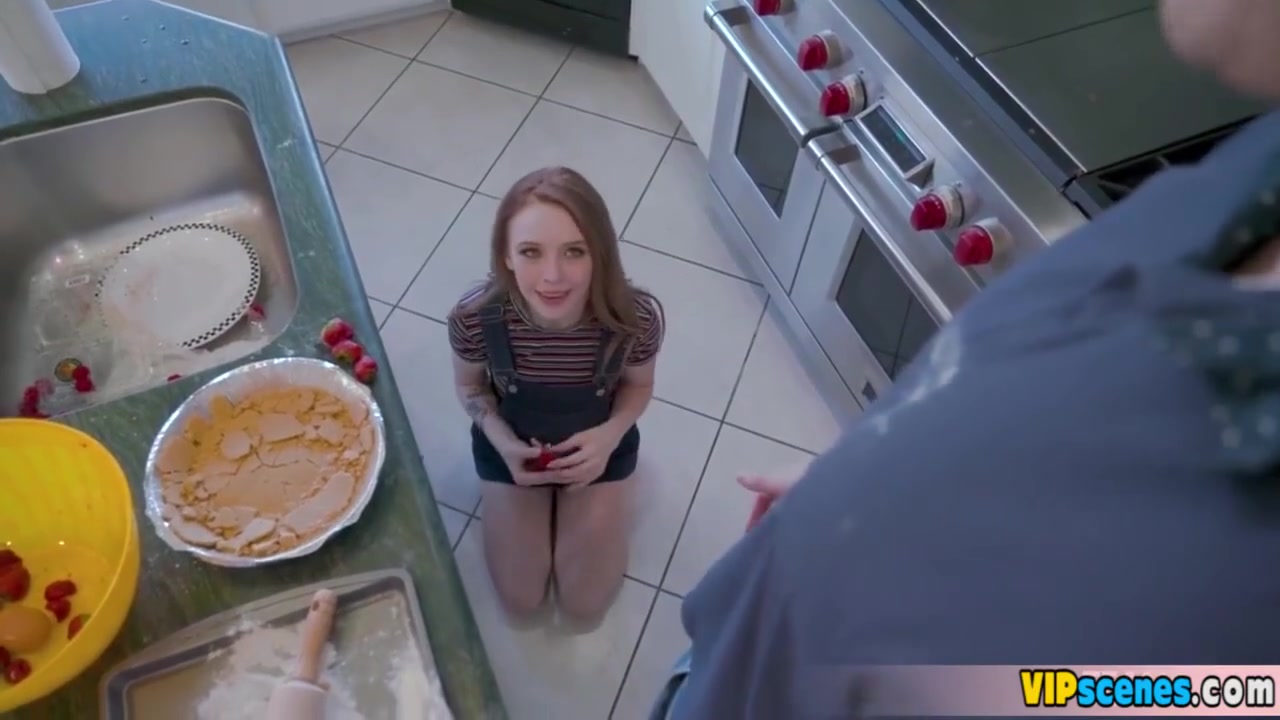 Cute Stepsister Makes A Very Nasty And Special Offer To