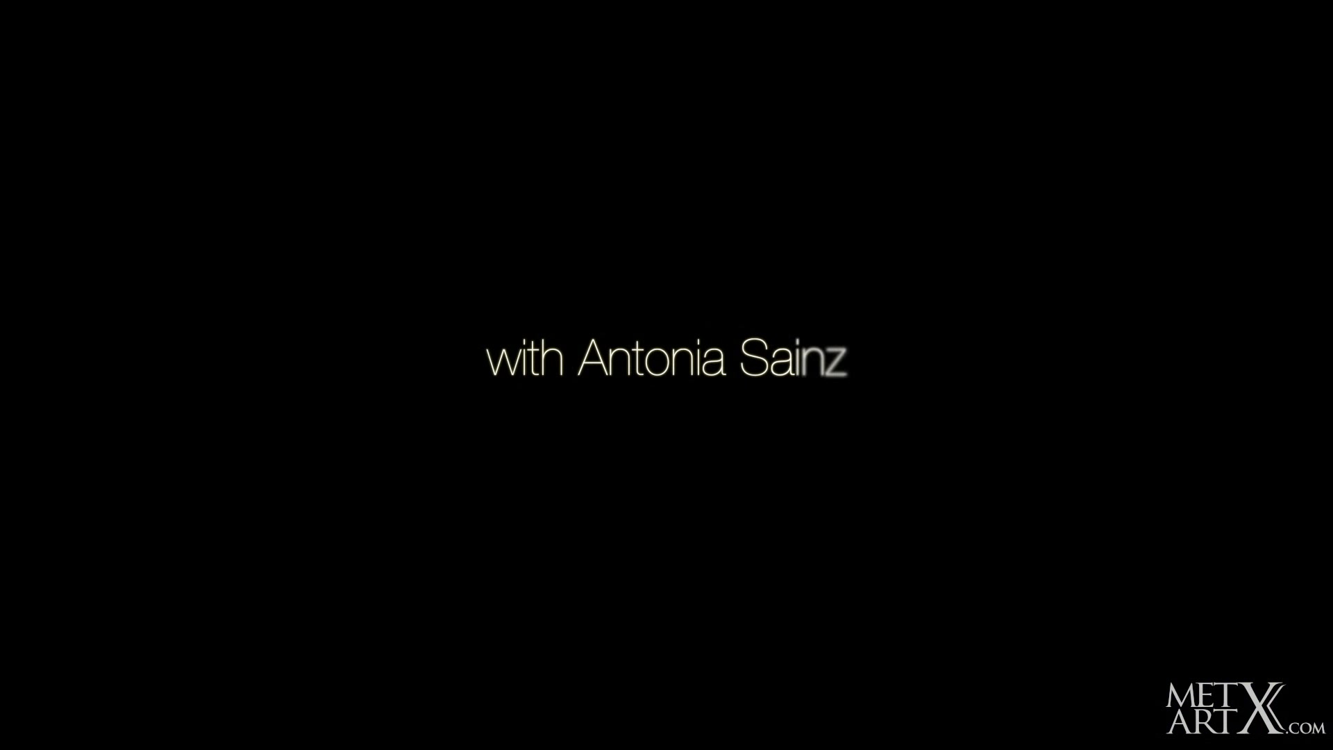 Elliptical Sweat 2 - Antonia Sainz - MetartX