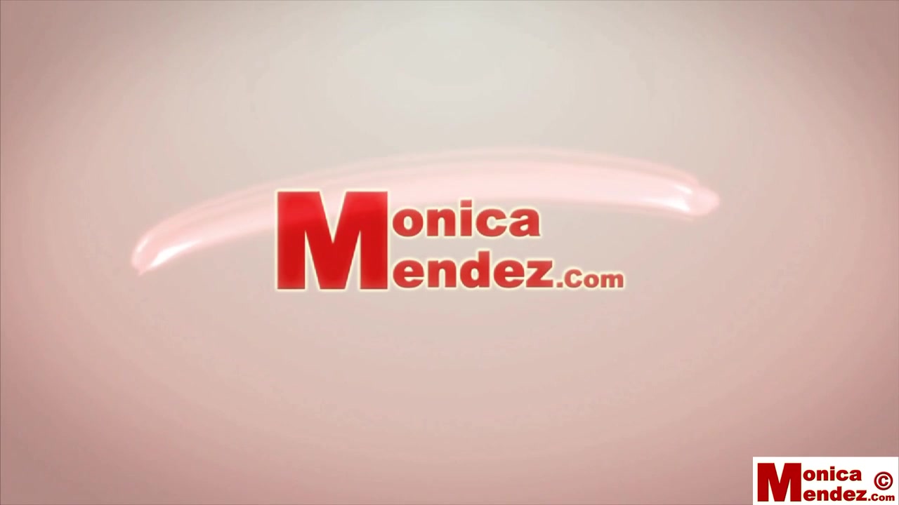 Monica Mendez - Kayak Flash 1