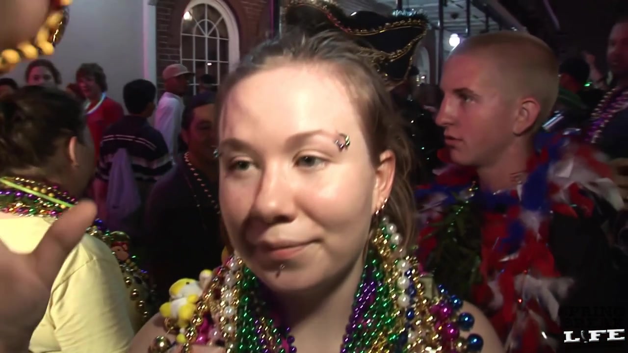 Mardi Gras Street Girls Flashing Tits And Pussy In Public New Orleans