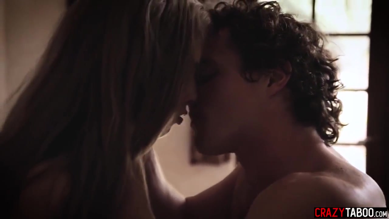 Eager Milf Fucks A Perverted Boyfriend And Enjoyed His