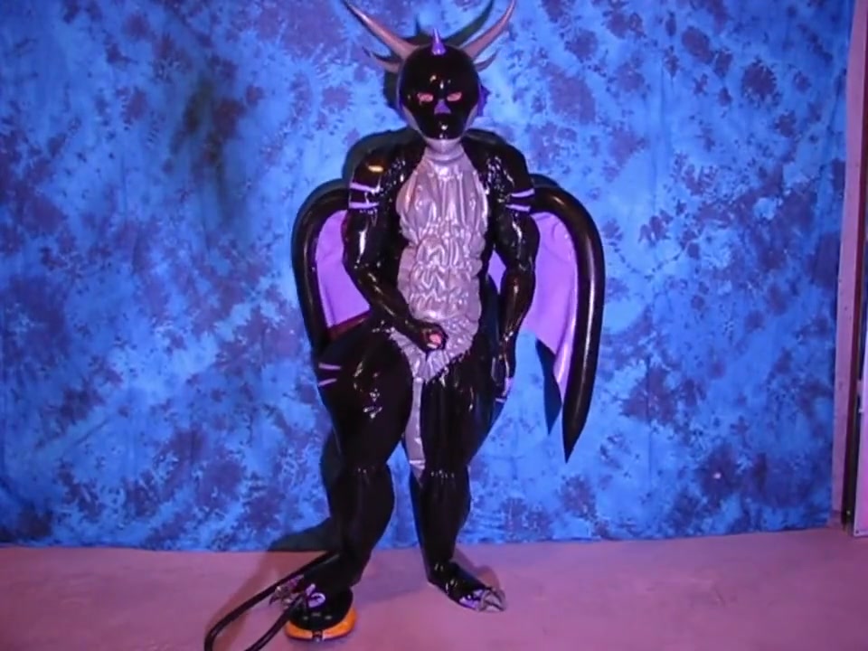 Rubber Muscle Dragon Solo Inflation