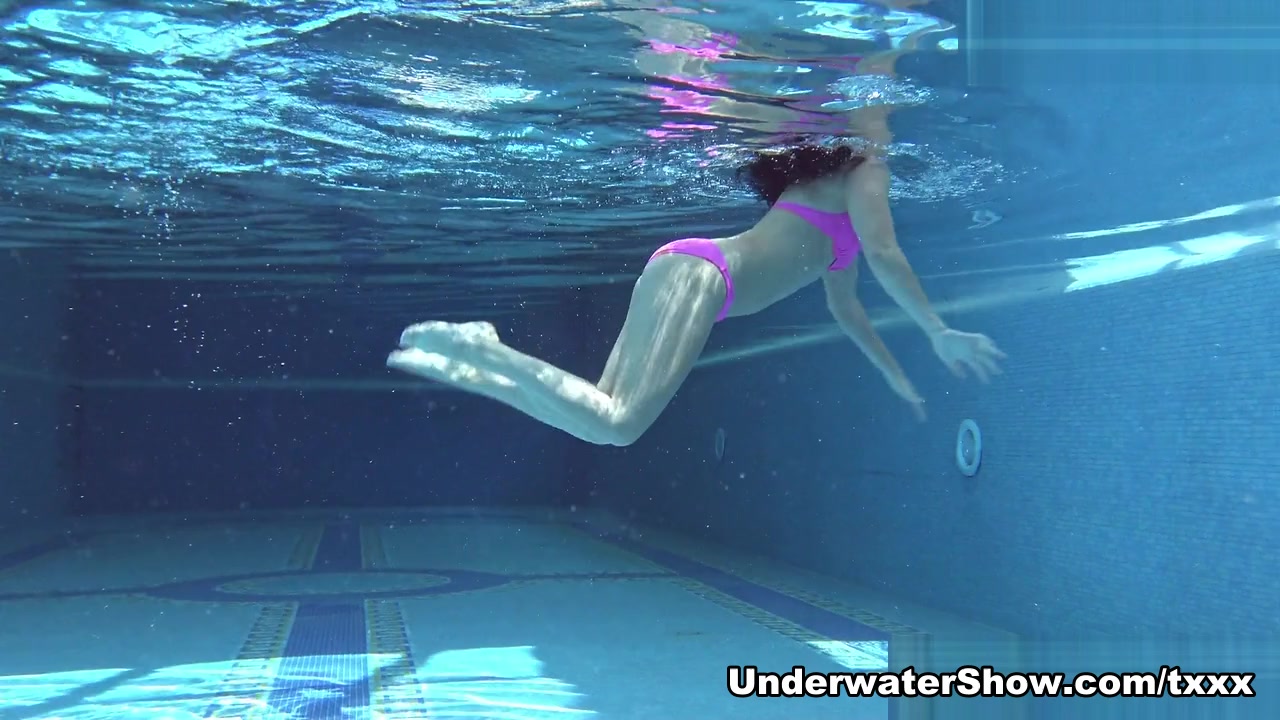 Jessica Video - UnderwaterShow