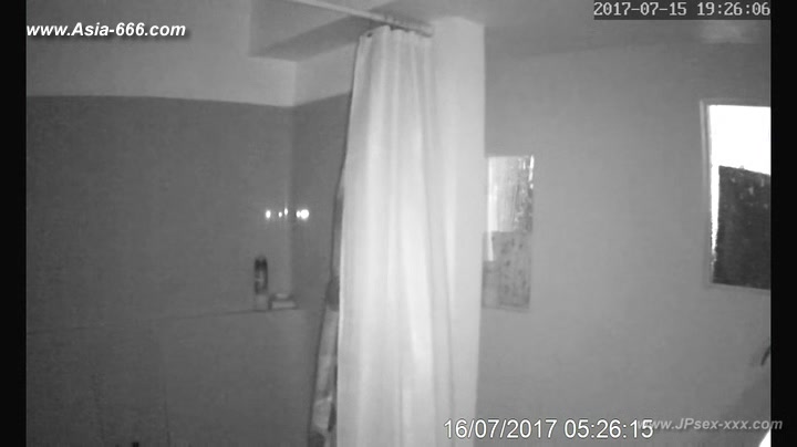 blonde girls shower.***