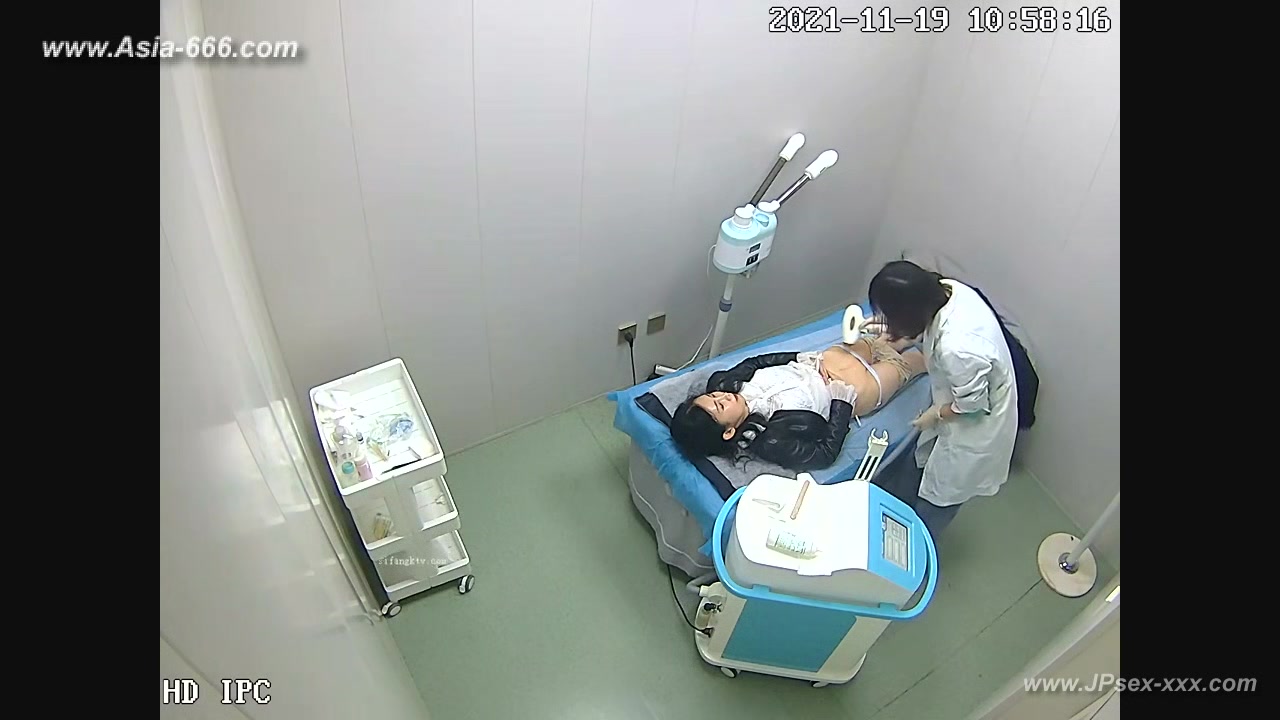 Peeping Hospital patient.21