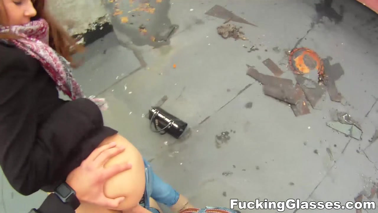 Fucking Glasses - Stacy Snake - Sex on the roof