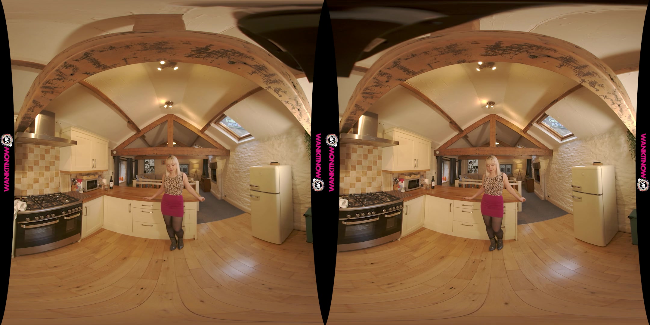 You Like To Watch, Step Bro? featuring Cherry English - WankitNowVR