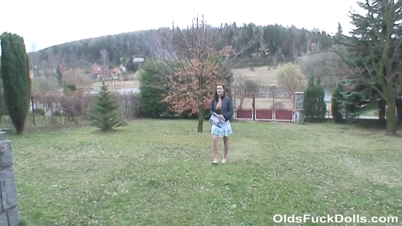 Old Grandpa Mireck Fucks Young Pornstar Celine Ferari