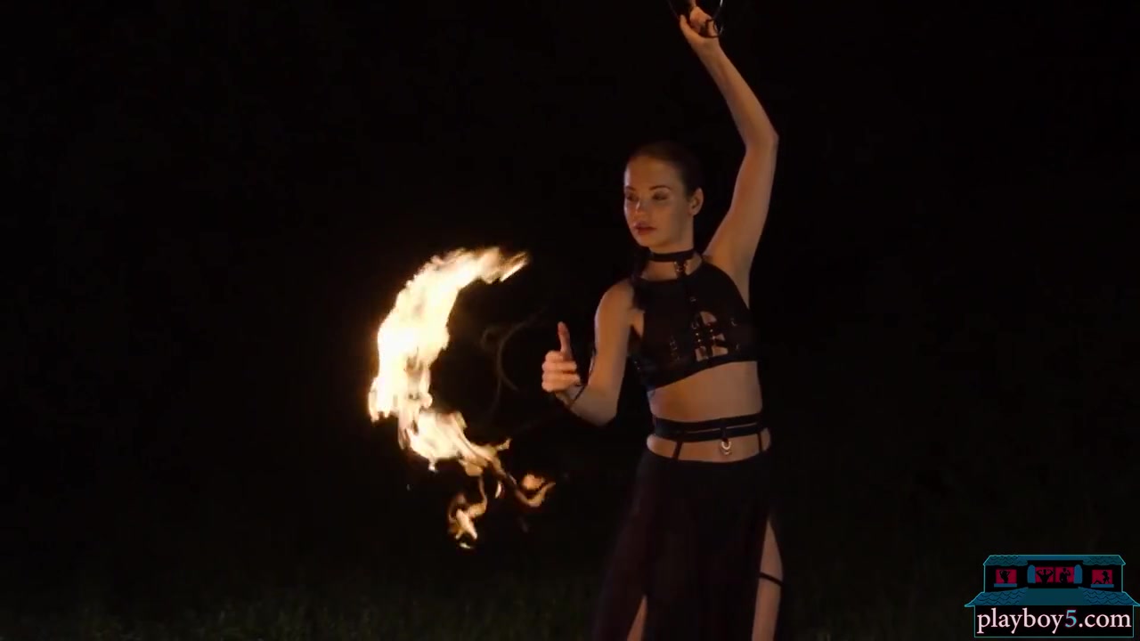 Czech Milf Beauty Elilith Noir Playing With Fire In The Nude For