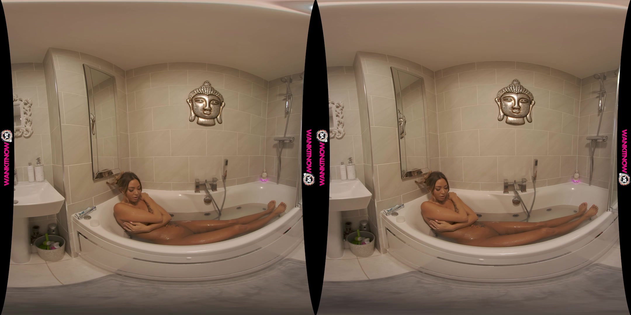 Wank And Watch featuring Natalia Forrest - WankitNowVR