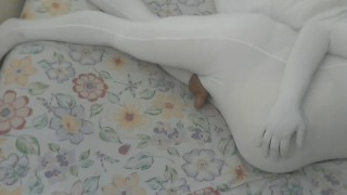 Digesting a viewer on my bed