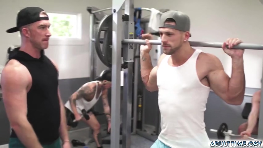 Disturbing And Shocking Two Men Start Having Hardcorein Gym