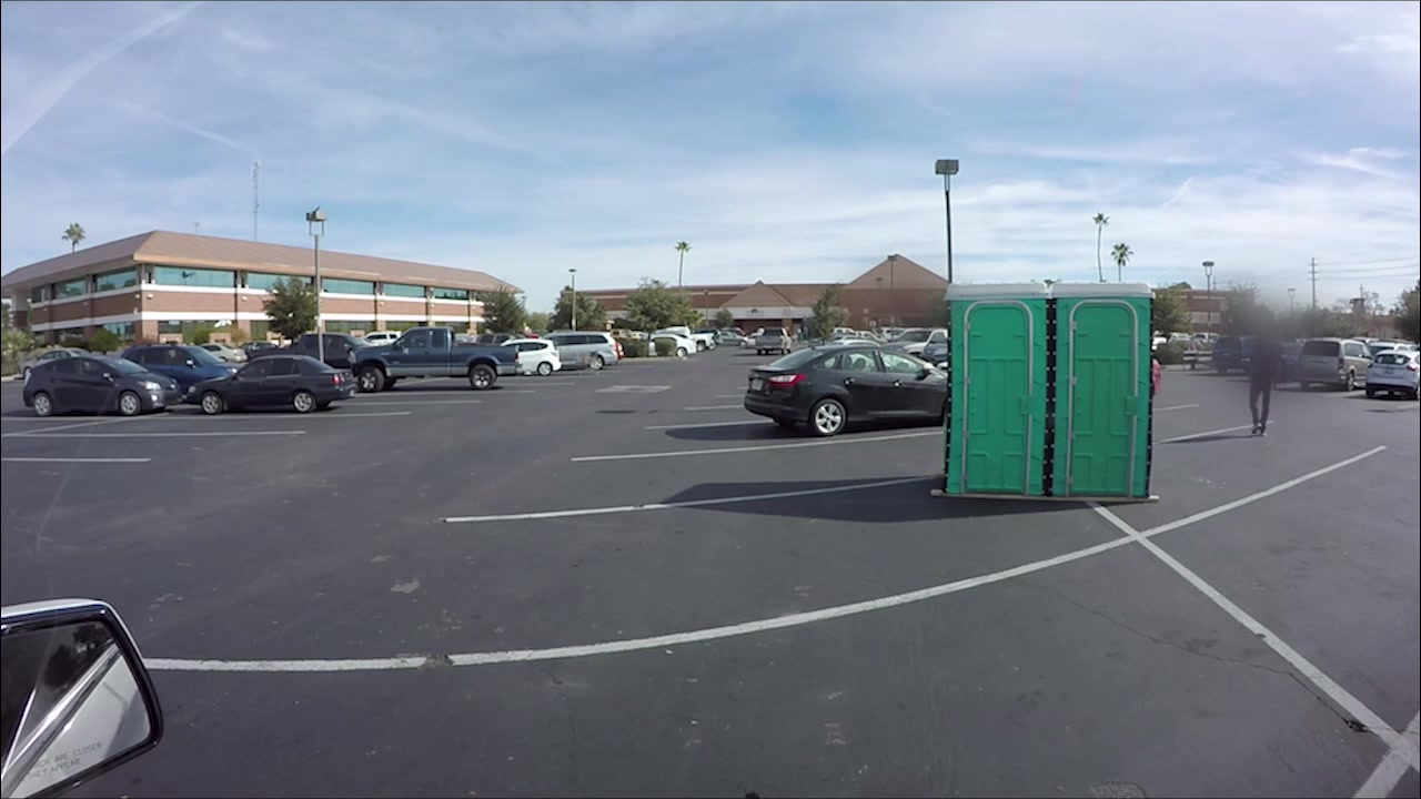 Porta Gloryhole Thick teen 18+ swallows loads of cum parking lot