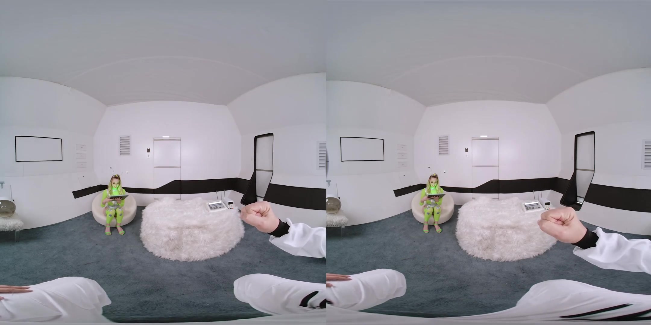 Out of this World Pussy - Blonde Cosplay Hardcore POV