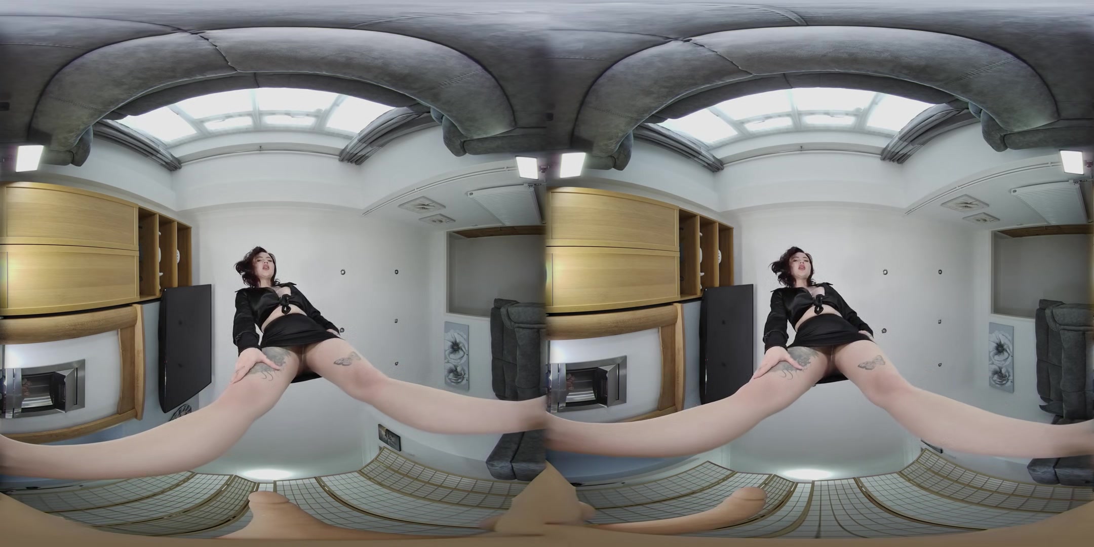 Facesitting In Nylons