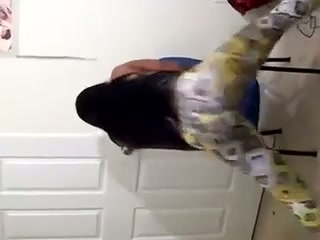 Hot Twerker in Tights