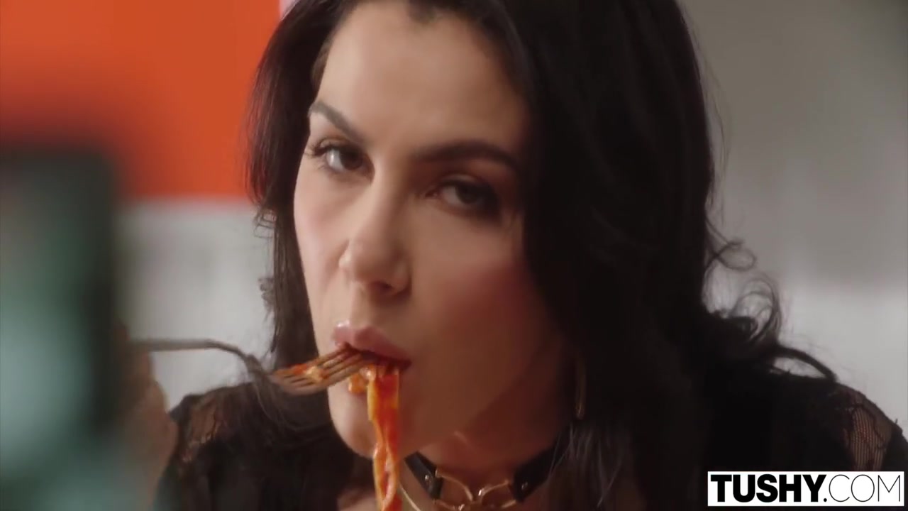 Goddess Valentina Has Insatiable Appetite For Anal 12 Min