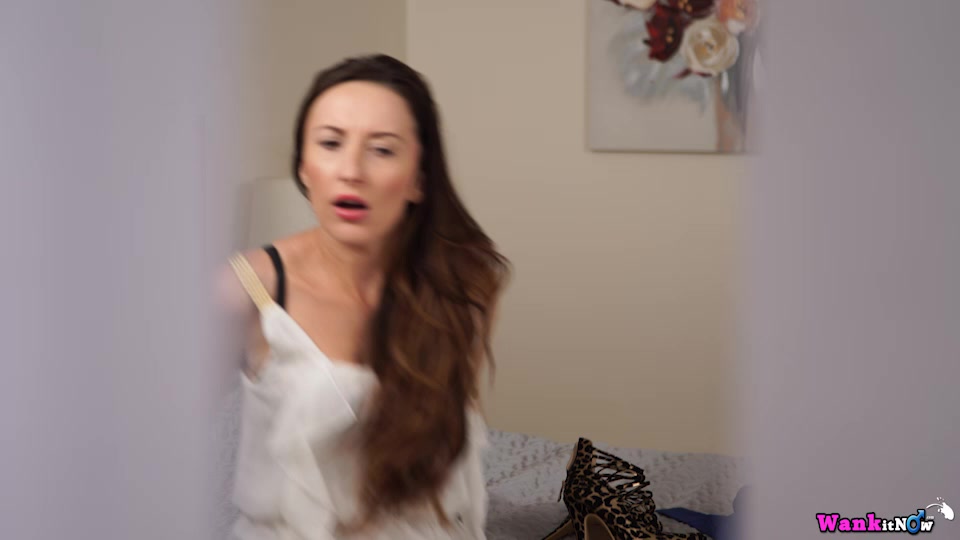 Sophia Smith - Missing Panties - Sexy Videos - WankitNow