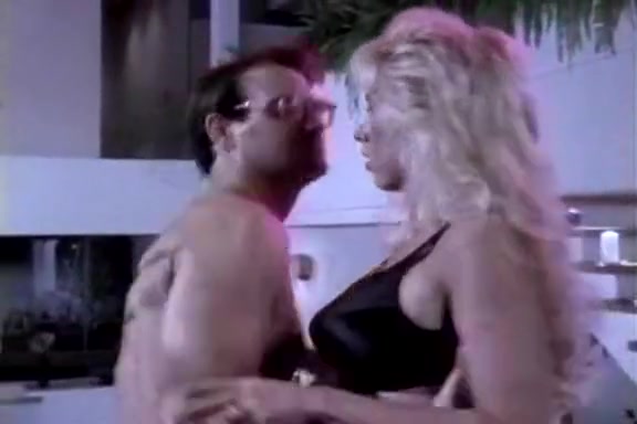 Victoria Paris, Mike Horner in hot scene with legendary porn star Victoria Paris