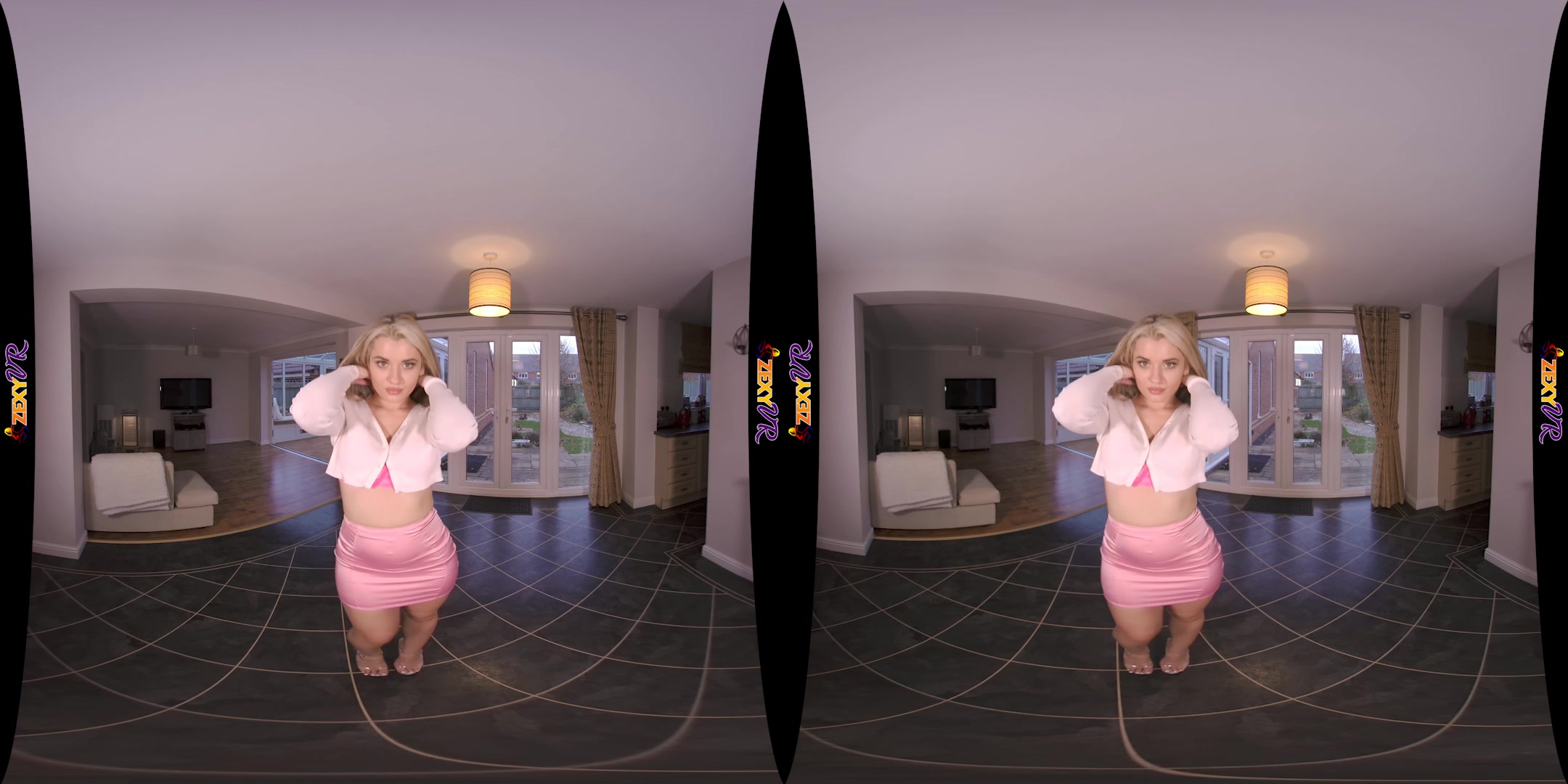 Playful In Pink featuring Chelsea Essex - ZexyVR