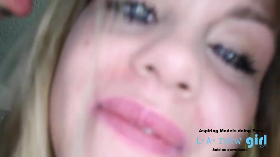 BLONDE GIRL SWALLOWS CUM AT REHEASAL CASTING