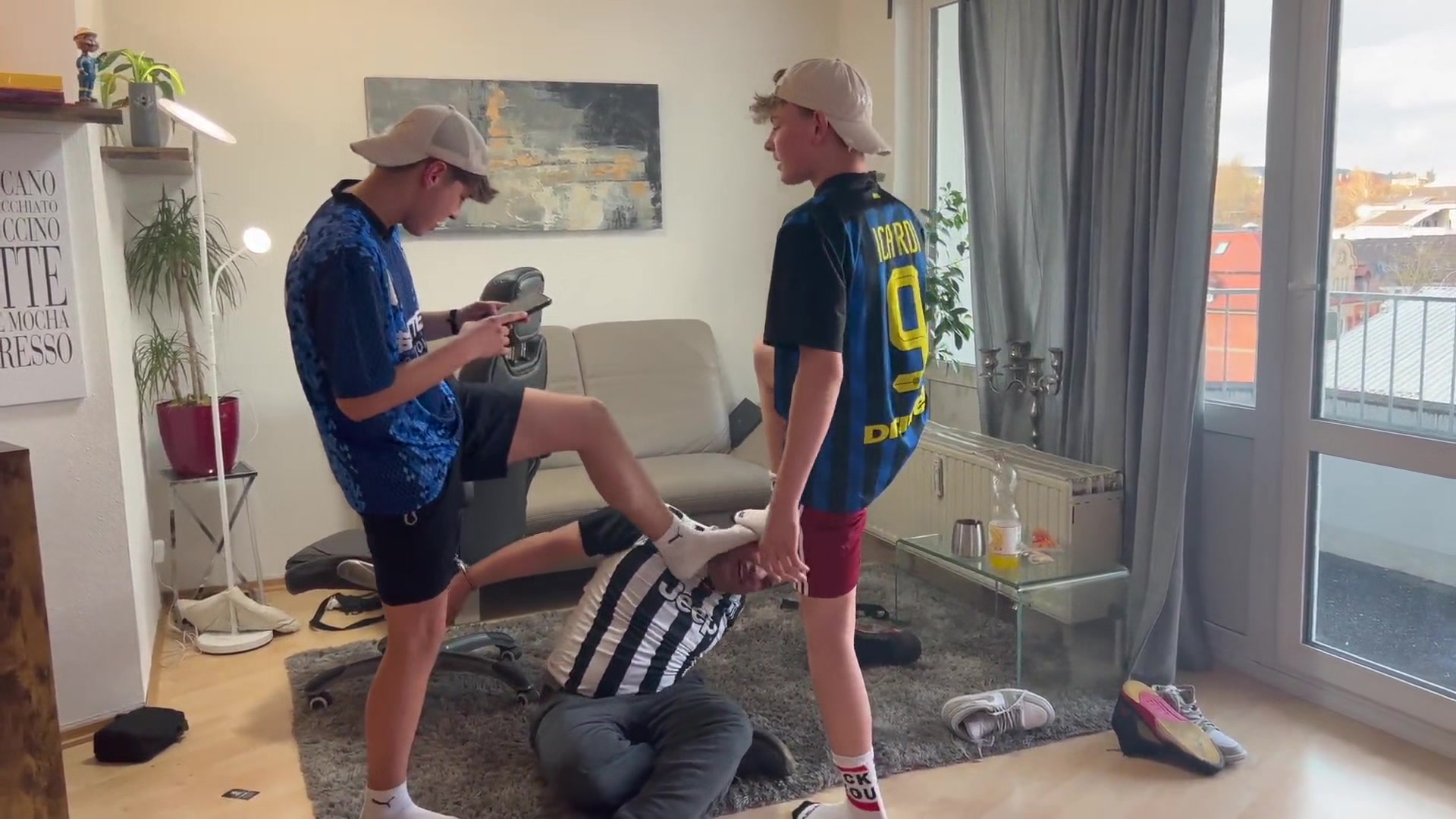 football fans master