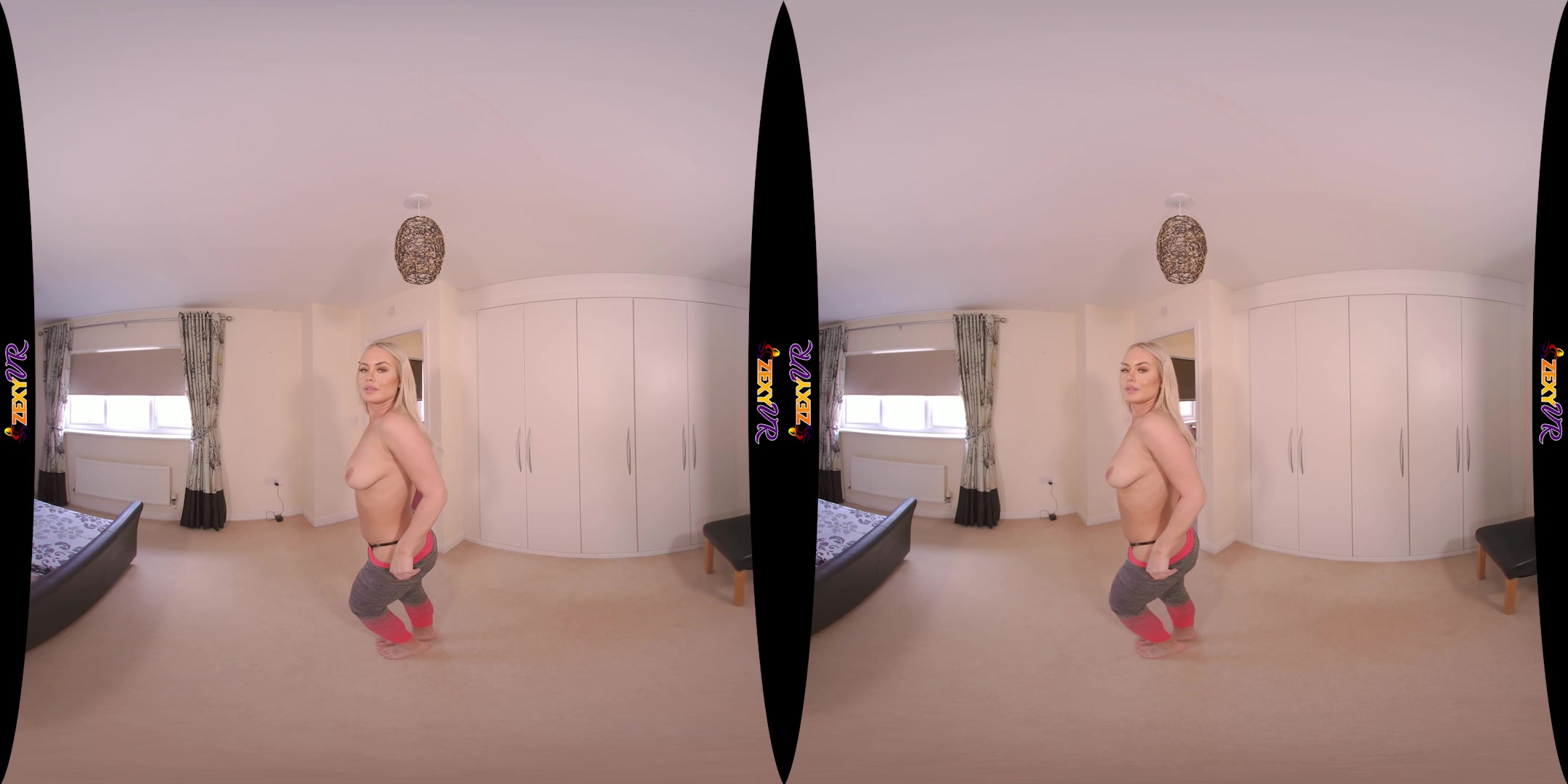 Get Naked With Me featuring Louise - ZexyVR