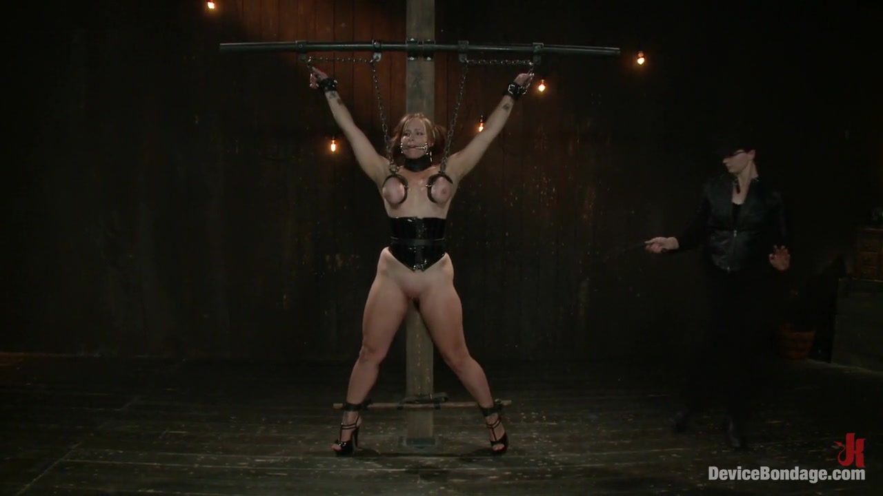 Bella Rossi - Captured Cunt
