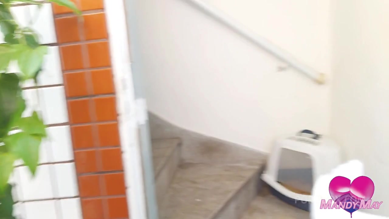 Farting on dick while he fucks my asshole then farting the fuck out with prolapse - PissVids