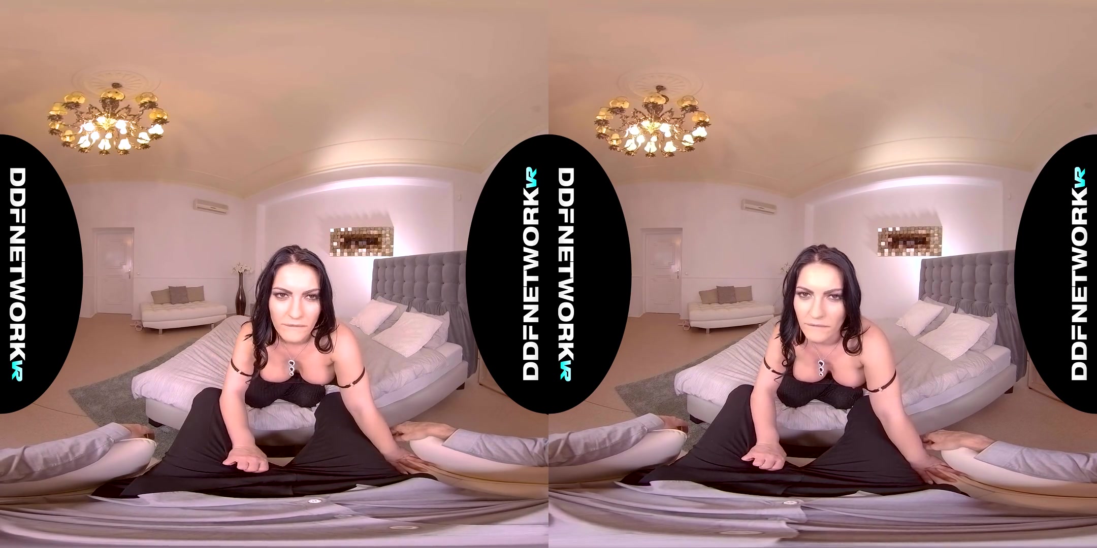 Tinder Date Ends in Hardcore Sex - Big Tits MILF Hardcore in Bed