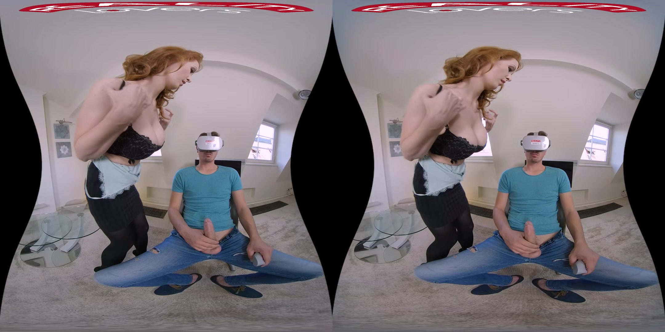 Stepmom's VR Surprise - RealityLovers