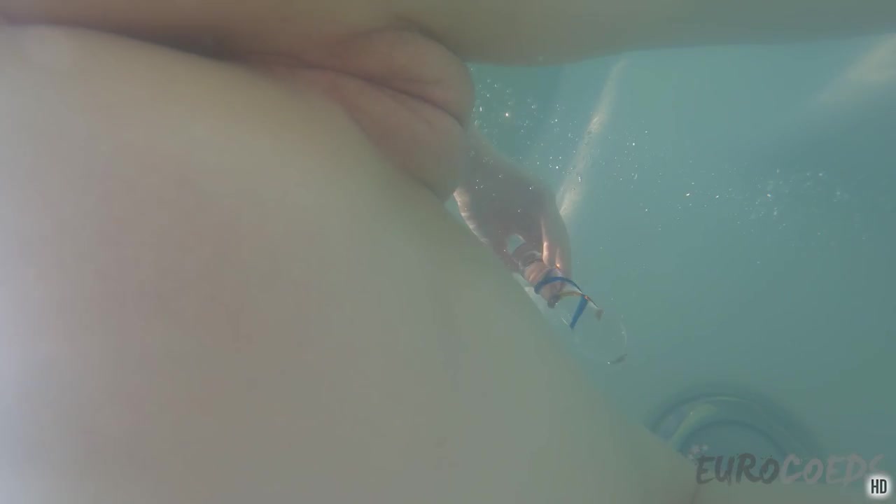 Diana Using Her Big Boobs To Float In The Jacuzzi Underwater Masturbation