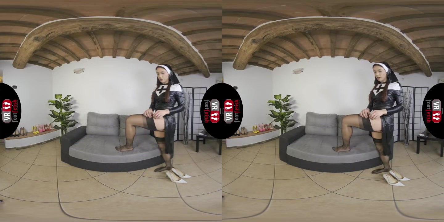 The Sexiest Nun Ever Gaia Takes Off Her Stockings And High Heels To Help You Repent For Your Sins - VRFootFetish