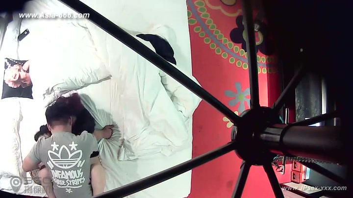 Hackers use the camera to remote monitoring of a lover's home life.47