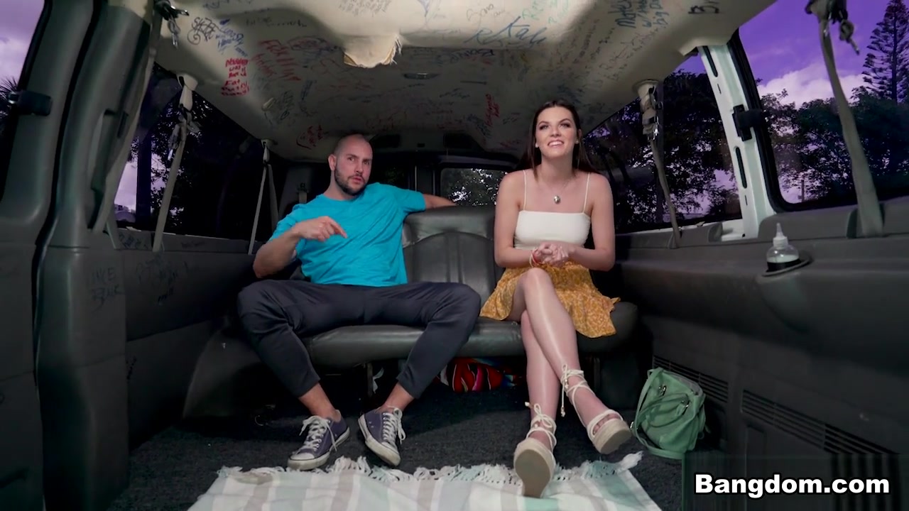 Duncan Saint & Fiona Frost in Brunch is on us - Bangbus