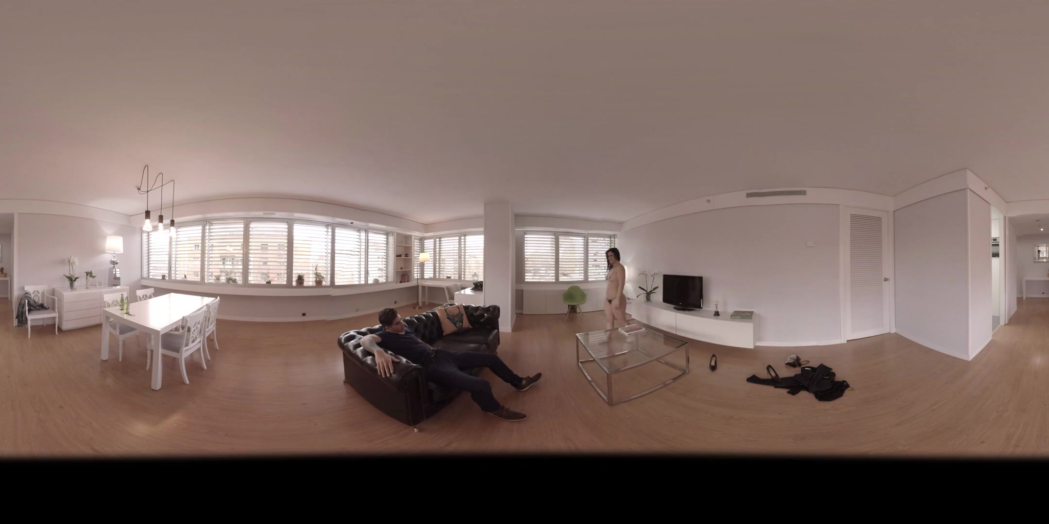 Blowjob Chill with a Horny Couple - VirtualPorn360