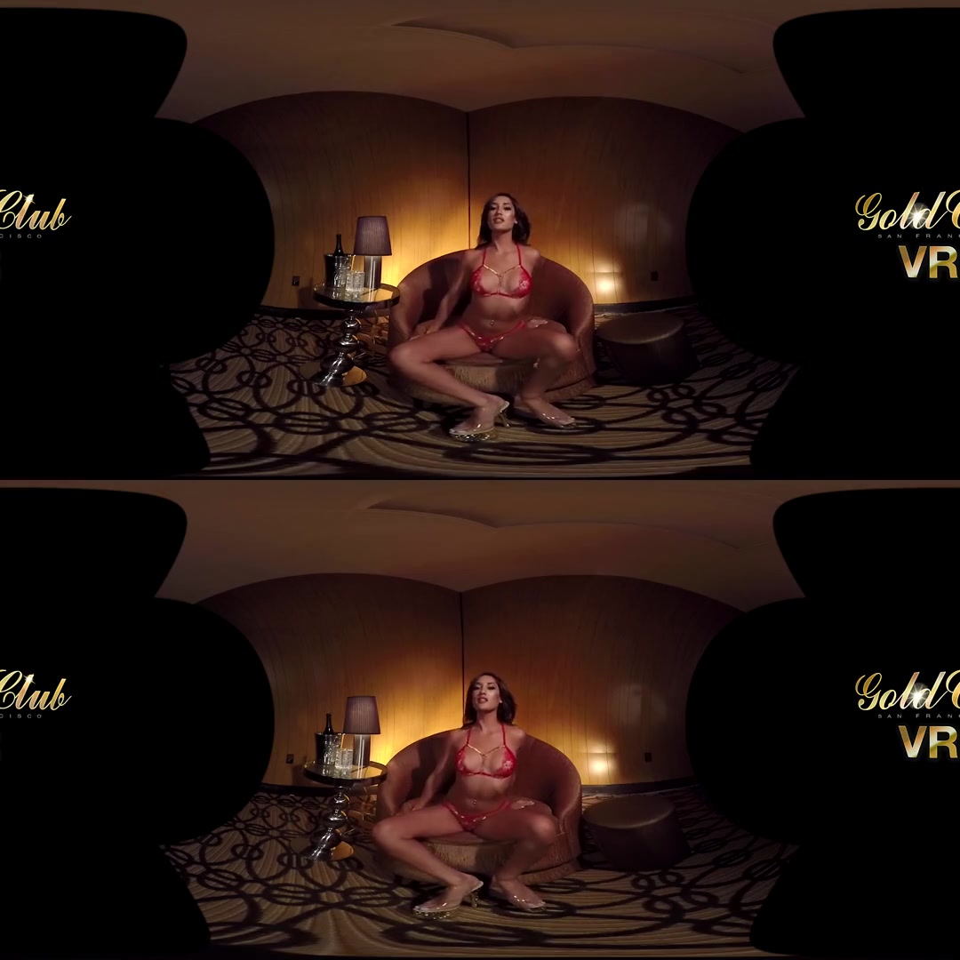 Chloe Amour in Chloe Amour Topless Lapdance - VRClubz
