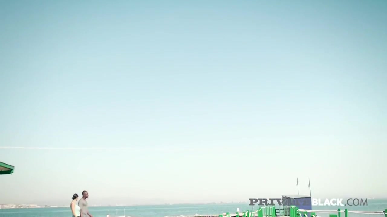 Busty Takes Hard Bbc By The Sea! - Kira Queen