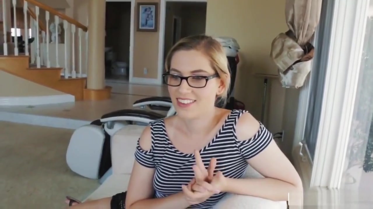 Stepsister Niki Snow Gets Her Hairy Cunt Pounded Hard In Pov