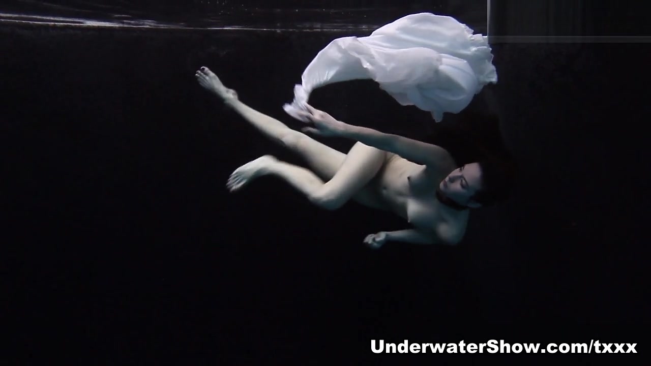 Andrejka Video - UnderwaterShow