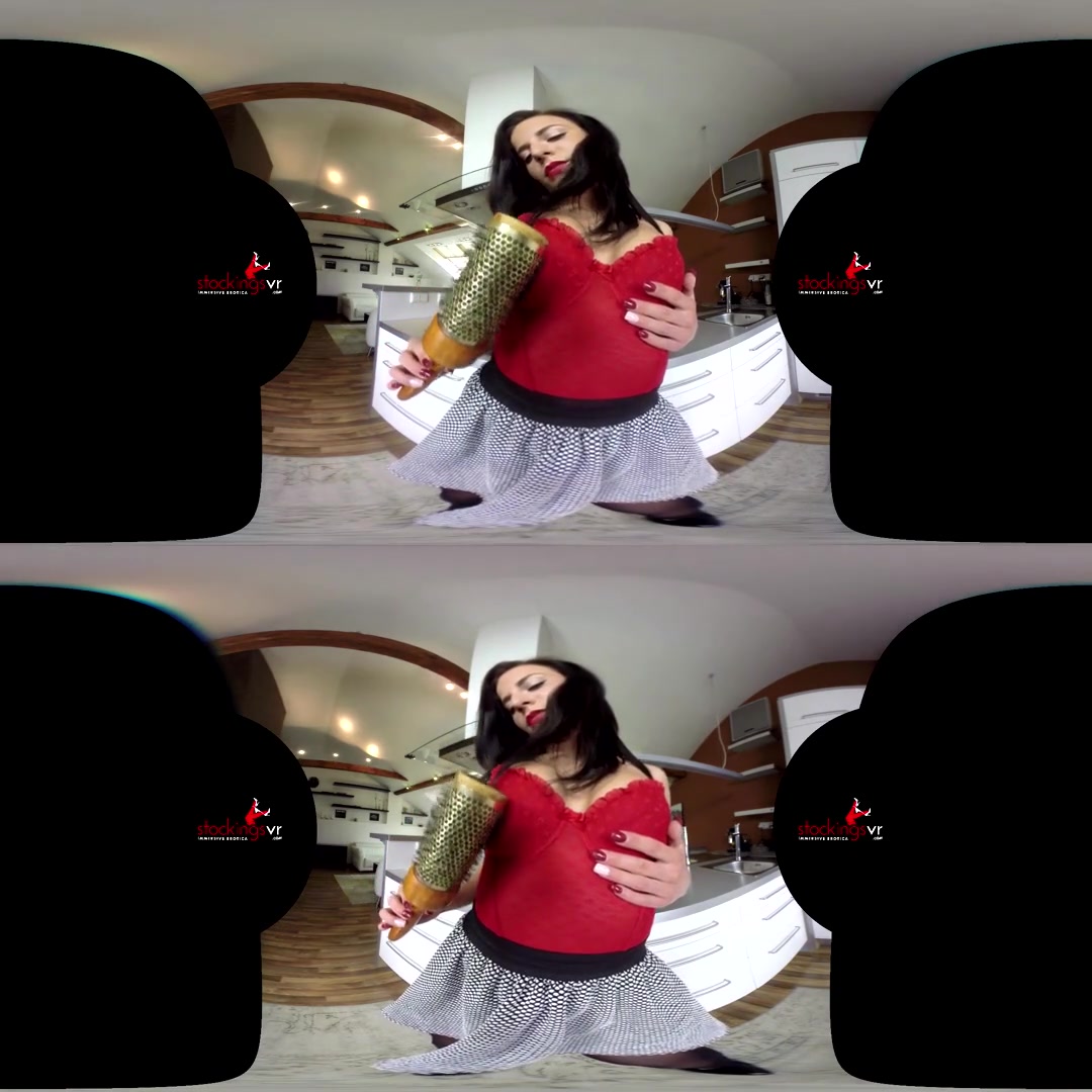 Lola Ver in No Man, No Problem Lola Ver - StockingsVR