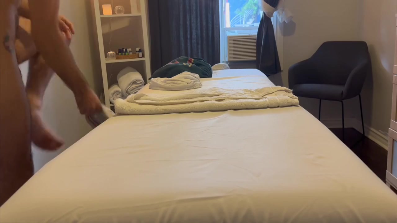 Gay Straight Massage With A Happy Ending