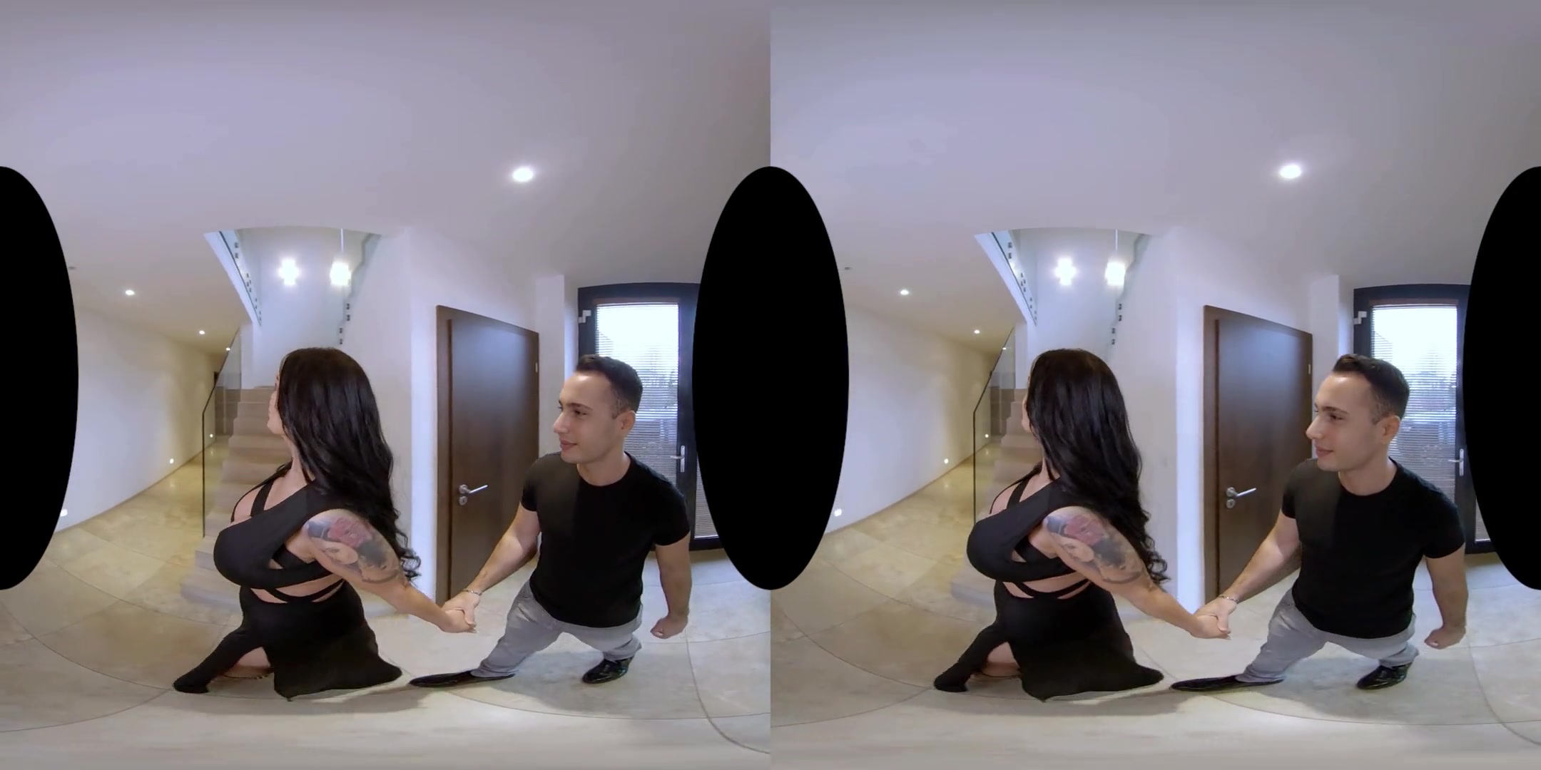Lisa Koenig in Ultra Tits - - RealityLovers