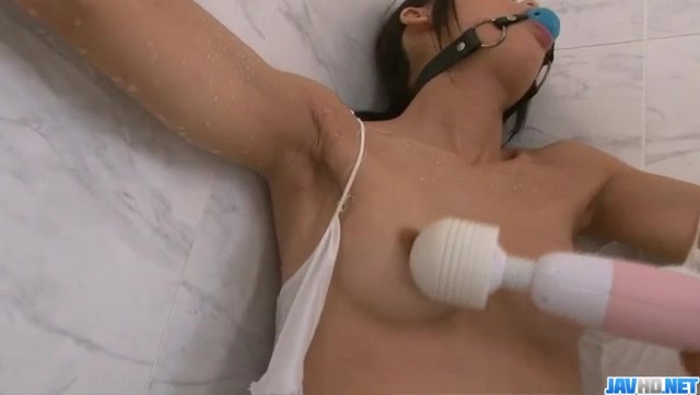Naughty bondage sensations to please Chika Ishihara