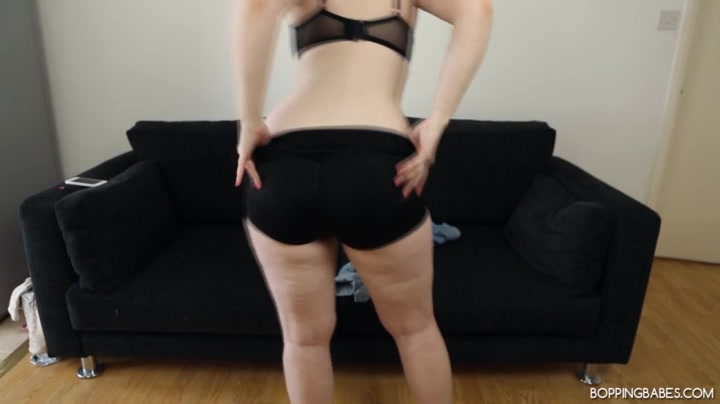 Jess - Enjoy The View - BoppingBabes