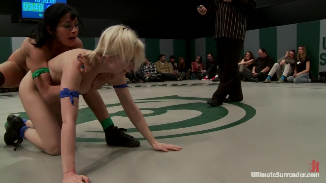 5 girl squirt fest! Losers get dominated by the winners AND the ref!!!