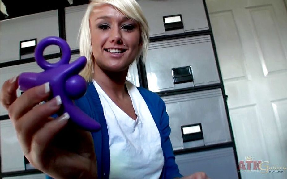 Blonde teen in casting